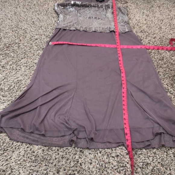 NWOT Alex Evenings Midi Tea Length Dress Size 14 Taupe Silver Sequin - Picture 9 of 9